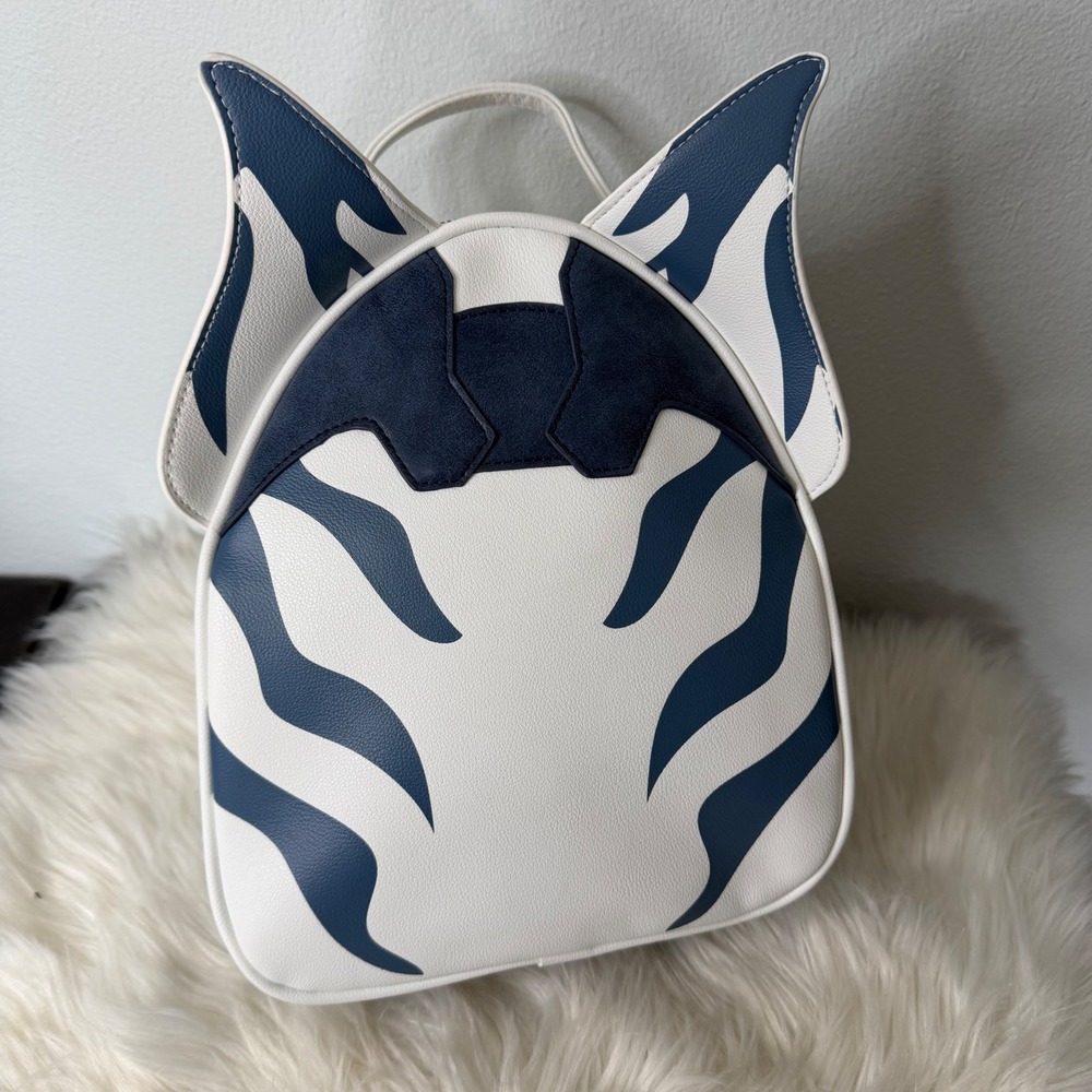 NWOT - Her Universe - Star Wars Ahsoka Tano Character Mini Backpack